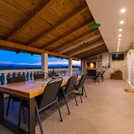 My Dalmatia - Agro Casa With Private Heated Pool