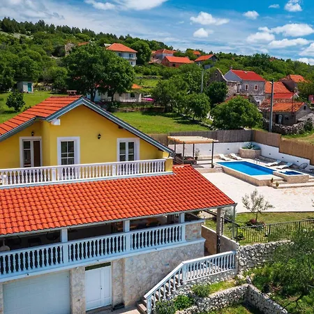 Nyaraló My Dalmatia - Agro Casa With Private Heated Pool