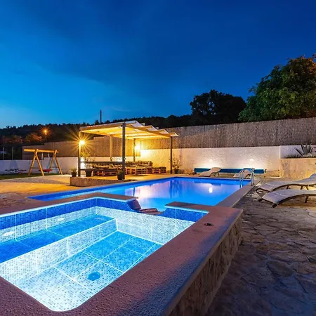 بيت للعطل My Dalmatia - Agro Casa With Private Heated Pool *