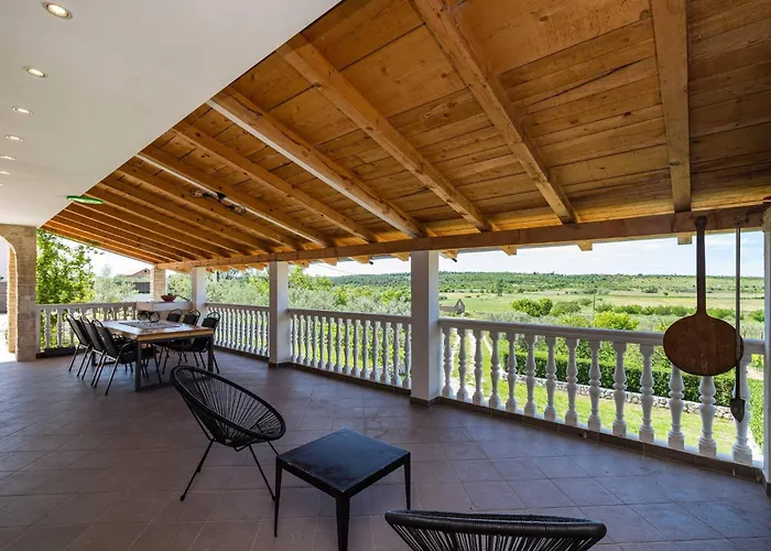 My Dalmatia - Agro Casa With Private Heated Pool Nyaraló *