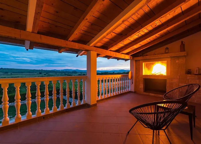 My Dalmatia - Agro Casa With Private Heated Pool