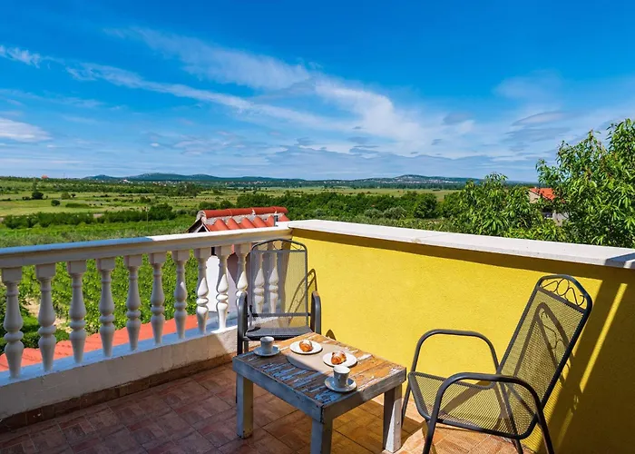 My Dalmatia - Agro Casa With Private Heated Pool