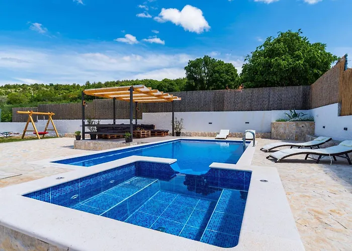 My Dalmatia - Agro Casa With Private Heated Pool Nyaraló Skradin