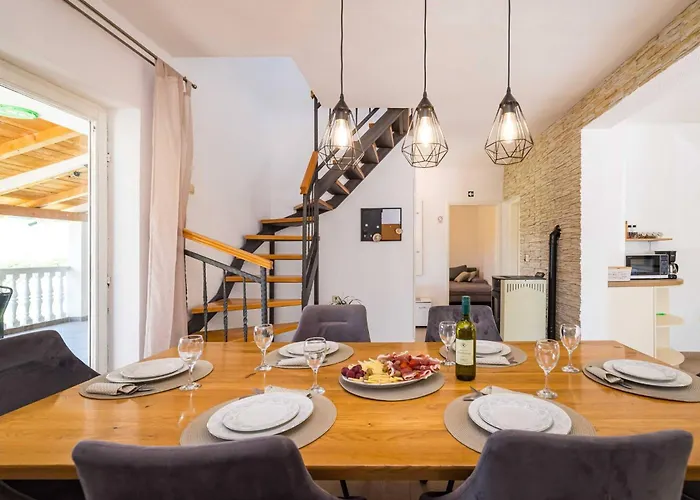 My Dalmatia - Agro Casa With Private Heated Pool Nyaraló *