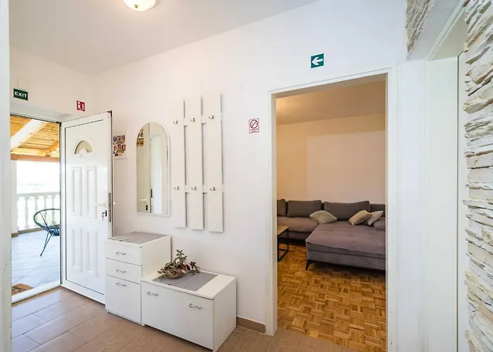 My Dalmatia - Agro Casa With Private Heated Pool Skradin